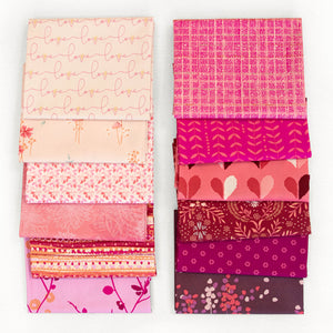 Lovey Dovey Fat Quarter Bundle - AGF Holiday