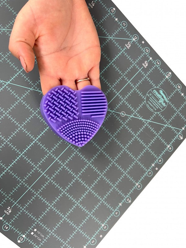 Mat Cleaning Pad - Heart Shaped