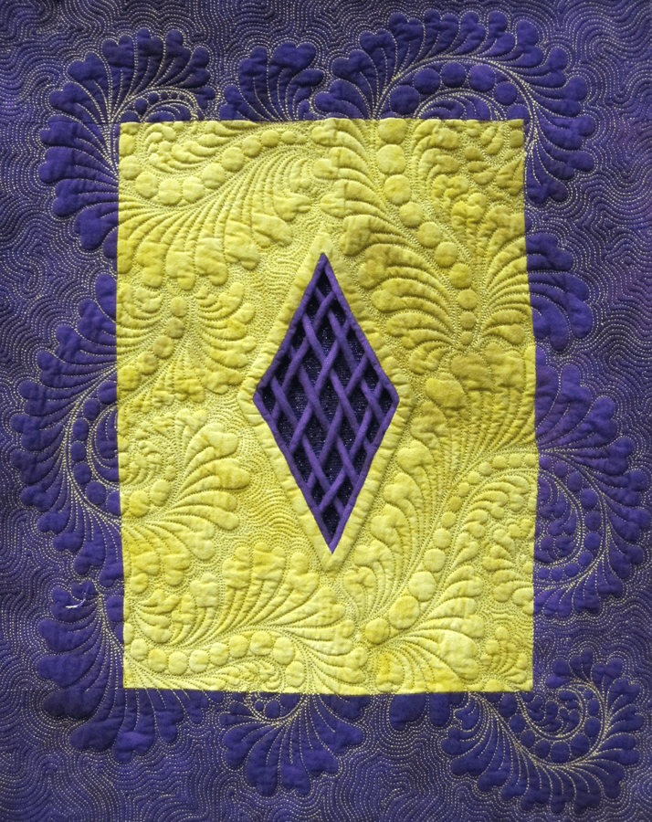 Longarm Frilly Feathers